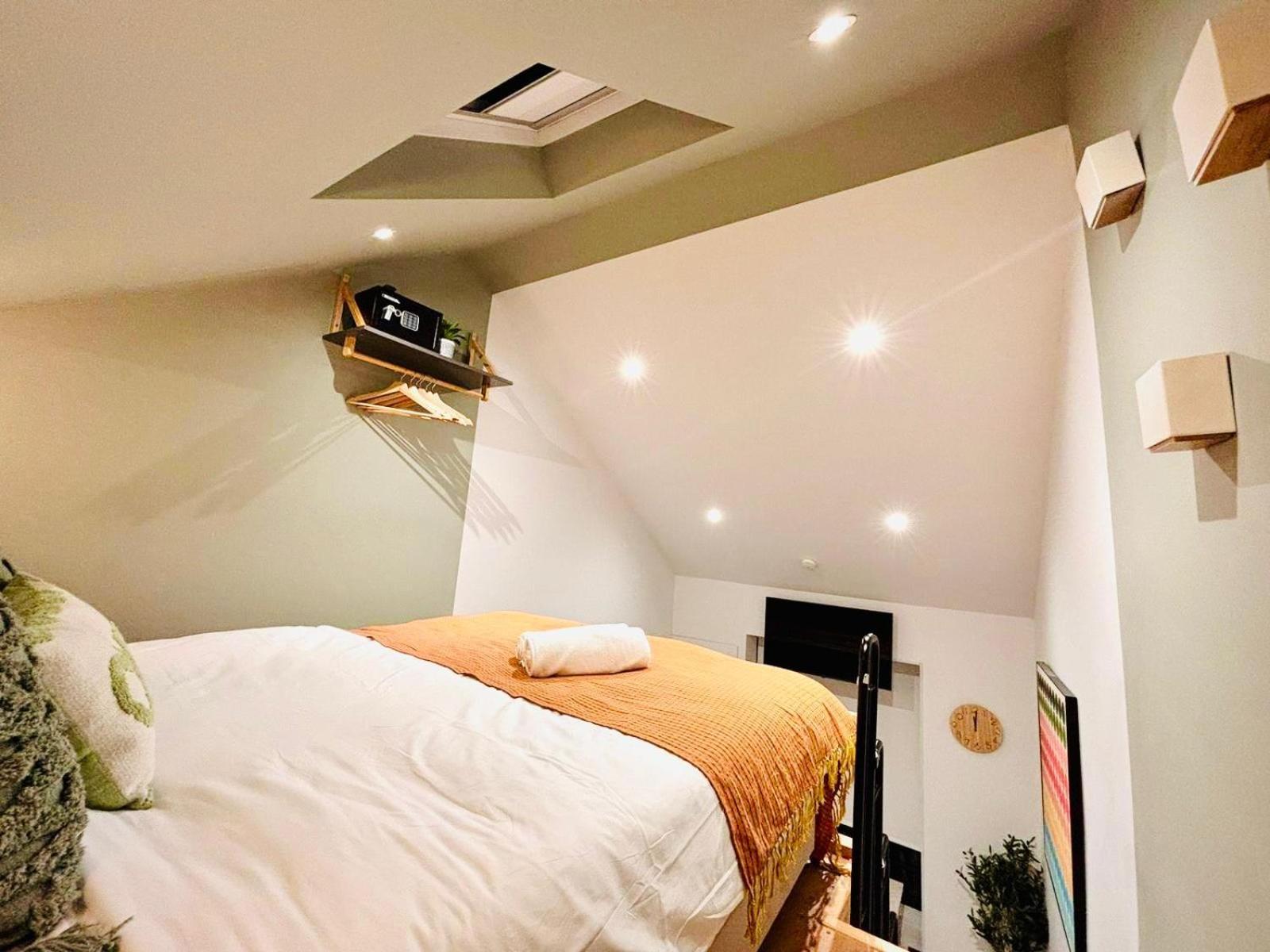 Luxury Mezzanine Flats Next Hackney * Londra